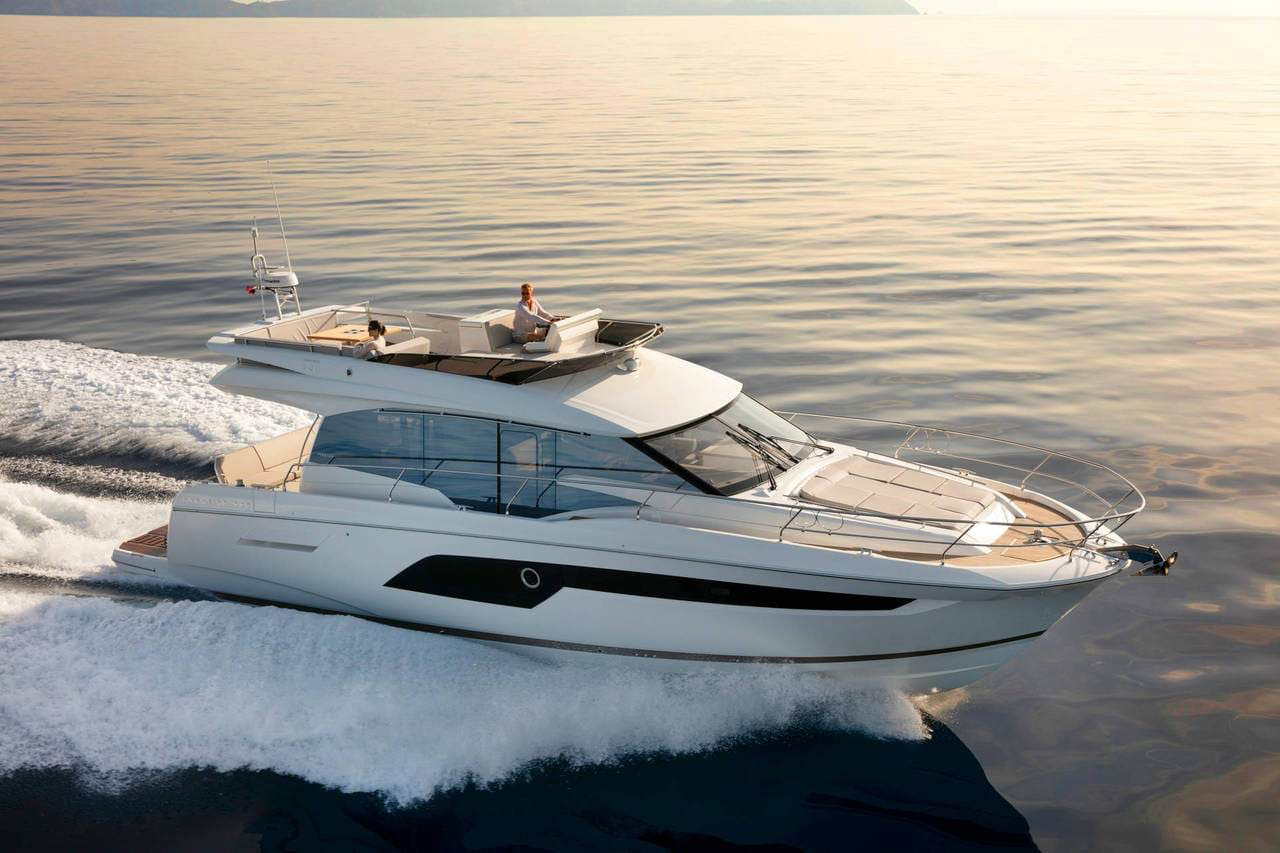 Prestige 550 Fly