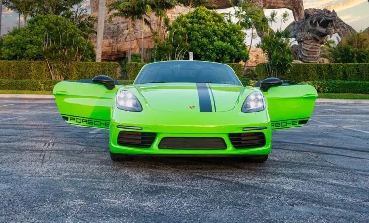 Porsche 911 Carrera Cabriolet – Green on Black