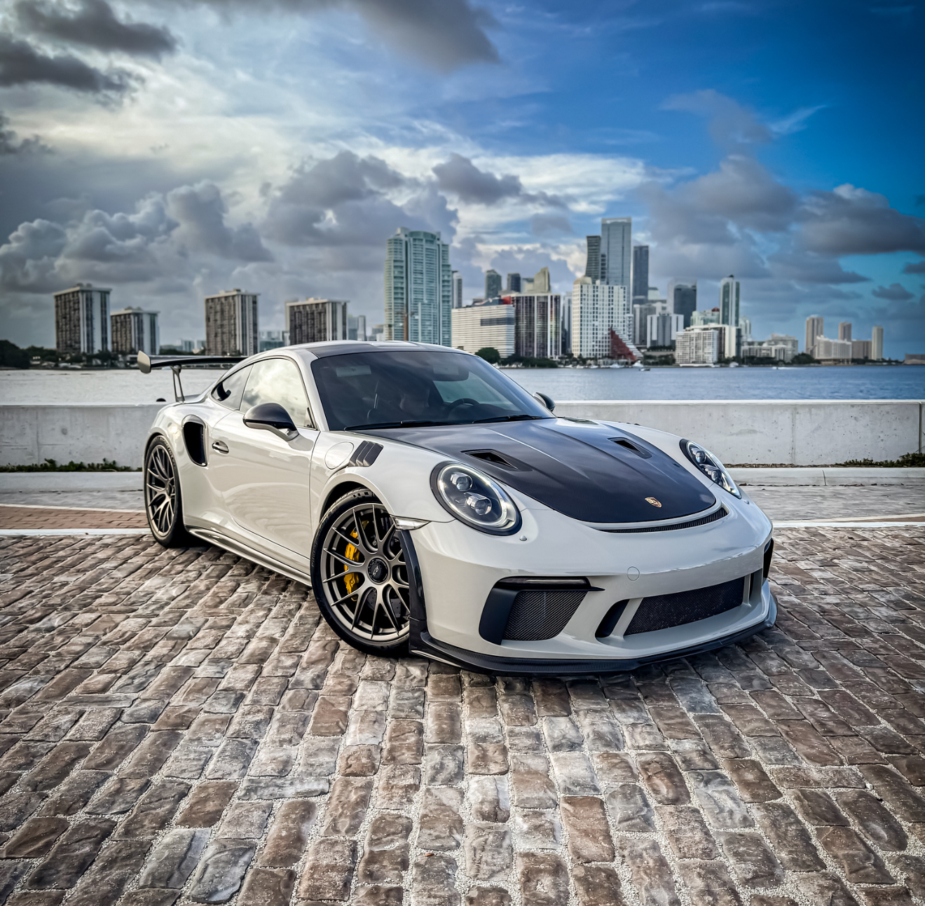 Porsche GT3RS Weissach Edition - Grey on Black