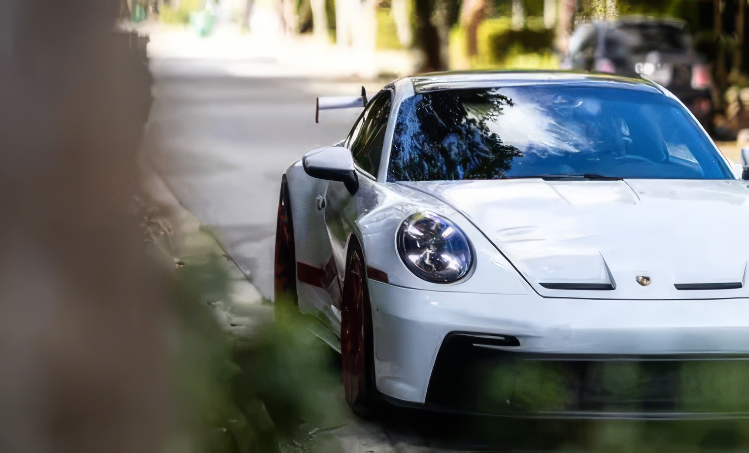 Porsche 911 GT3 - Carrara White Metallic on Black