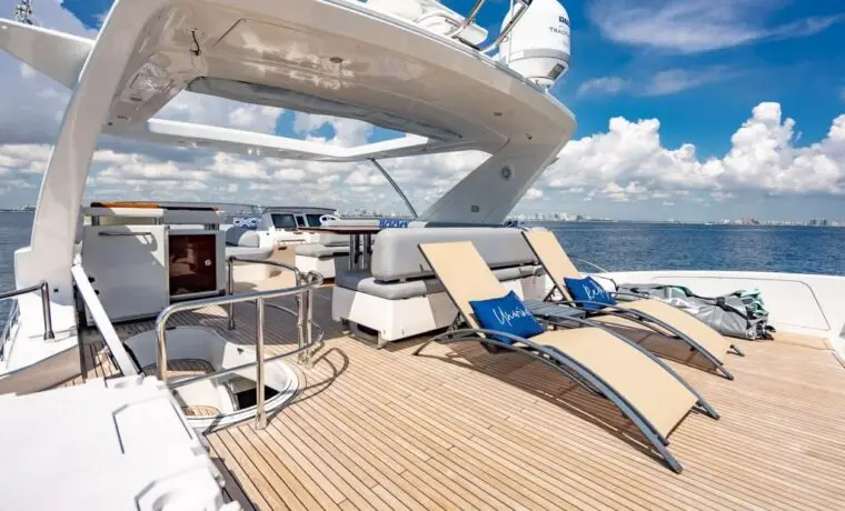 74' Azimut - $6,000