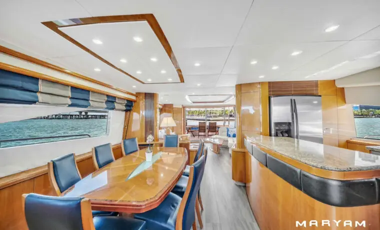 84' Azimut Maryam - $6,100