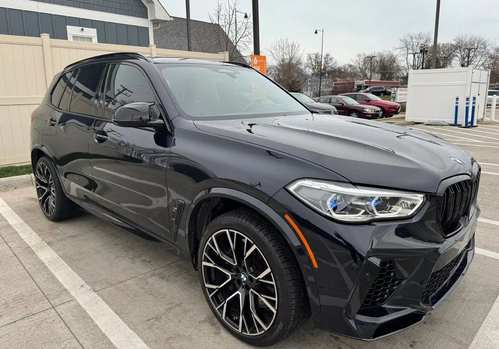BMW X5 M Competition - Black on Black