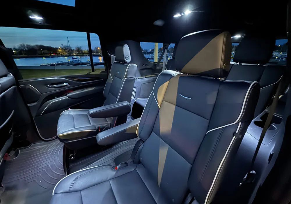 Cadillac Escalade - Black on Black
