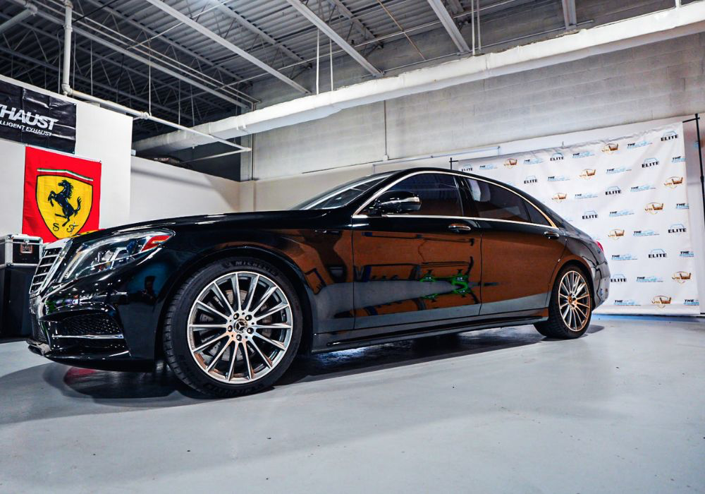 Mercedes Benz S550 - Gloss Black