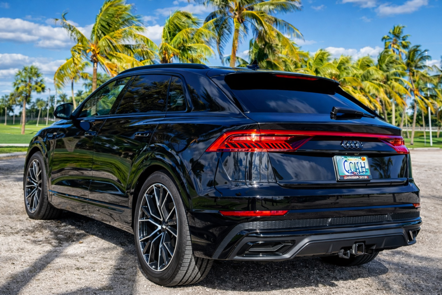 Audi Q8 S Line – Mythos Black Metallic on Black
