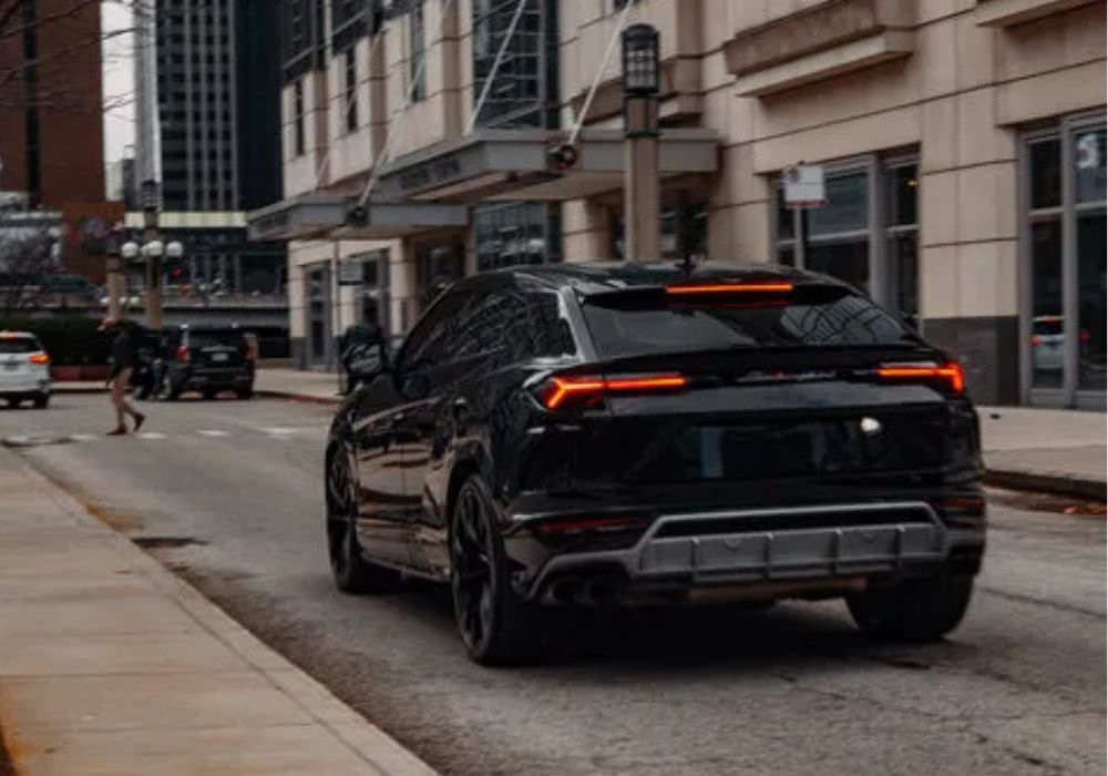 Lamborghini Urus - Gloss Black on Black