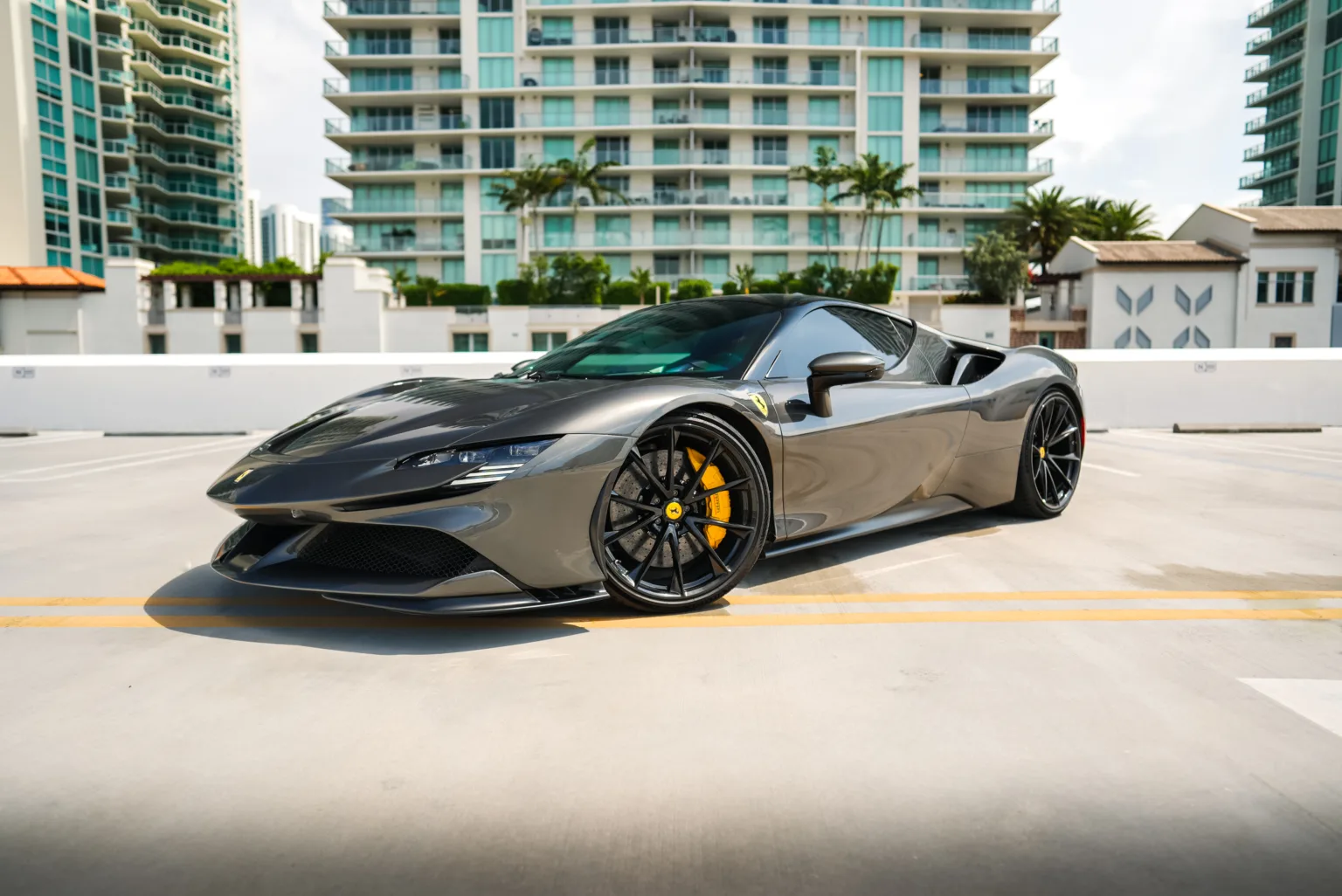 Ferrari SF90 Stradale — Gray on Black