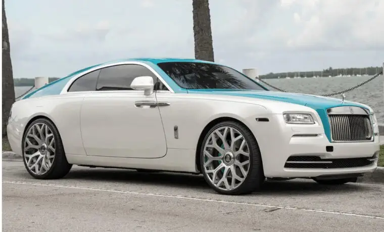 Rolls Royce Wraith – Teal & White on White