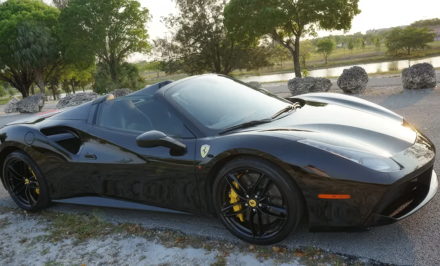 Ferrari 488 – Nero on Nero (Black on Black)