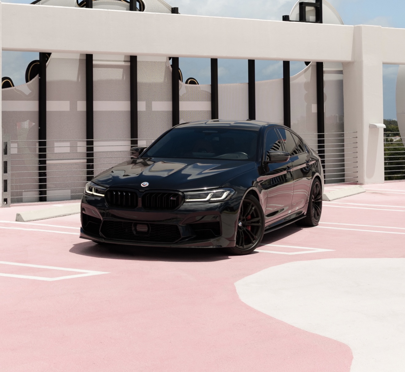 BMW M5 Competition - Black on Brown