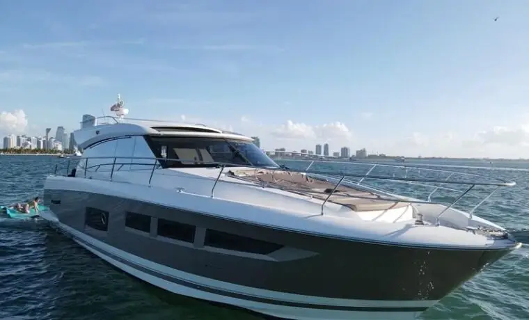65' Prestige - $3,300