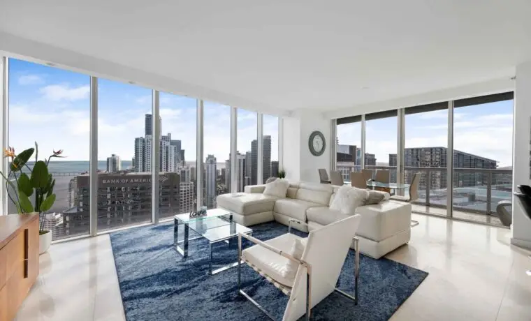 Icon Brickell Presidential Deluxe Ocean/City View - $700