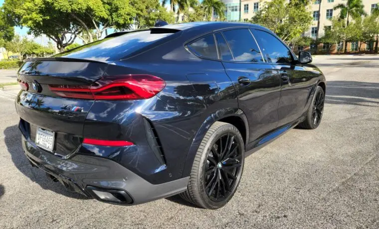 BMW X6 M – Black on Brown