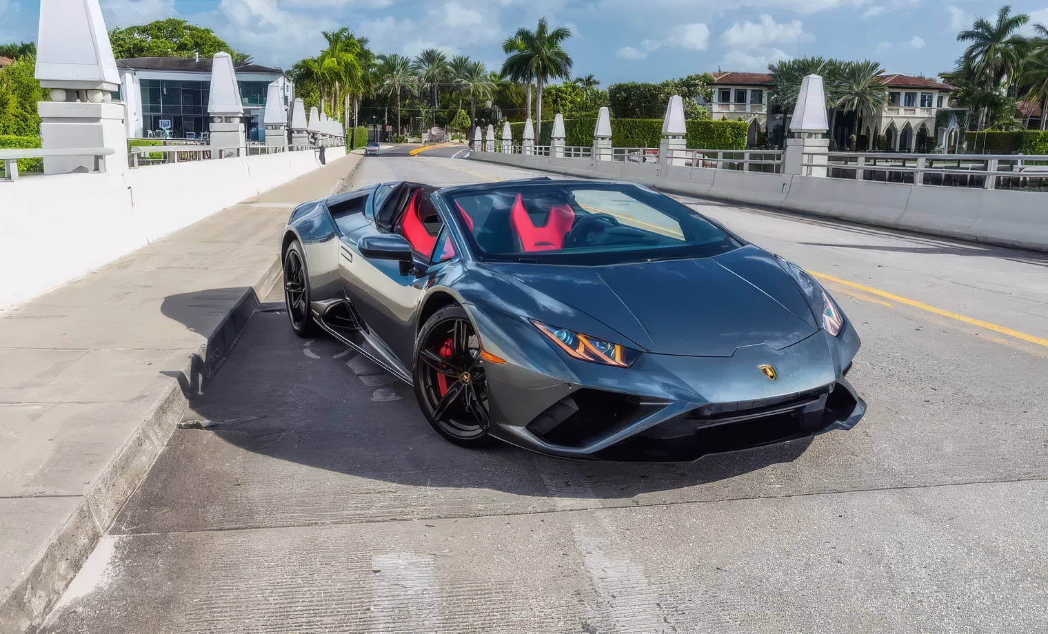 Lamborghini Huracan EVO Spyder – Grigio Nimbus on Rosso & Nero (Metallic Grey on Red & Black)