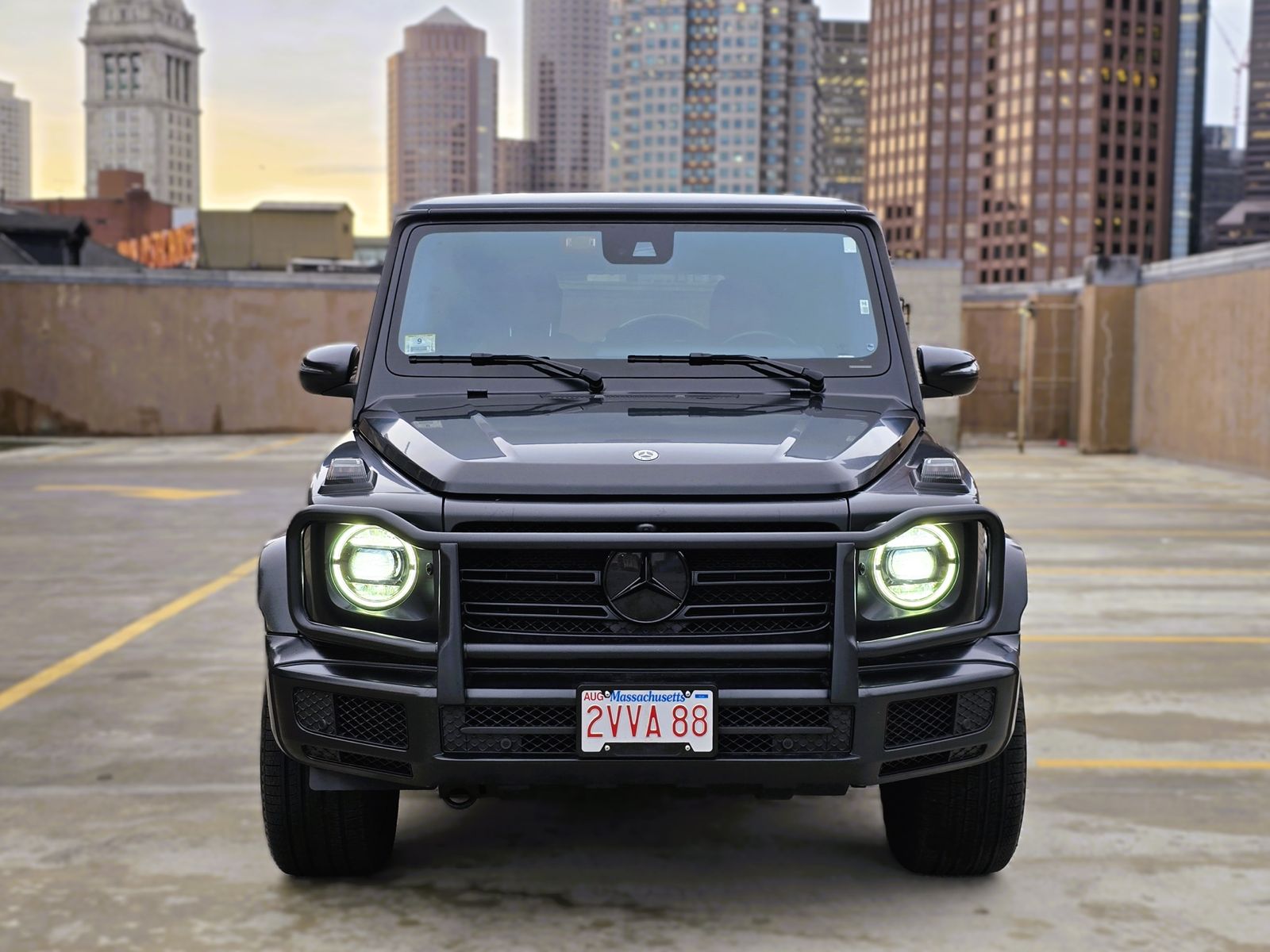 Mercedes-Benz G-550 - Designo Night Black Magno on Designo Classic Red & Black