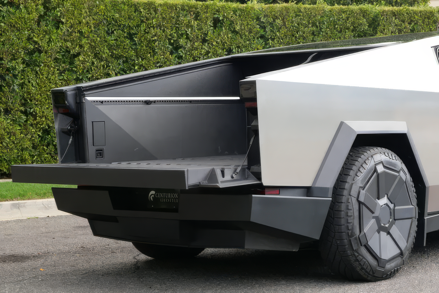 Tesla Cybertruck - Silver Stainless Steel on Black