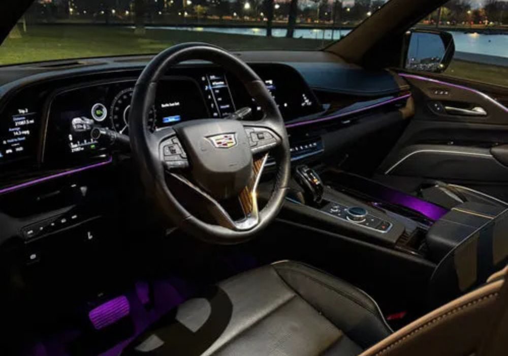 Cadillac Escalade - Black on Black