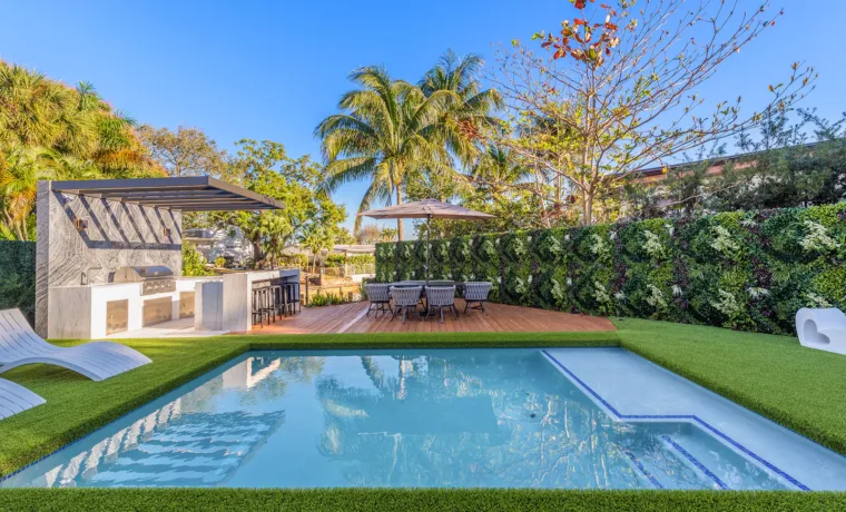 Villa Nassau - $1,025
