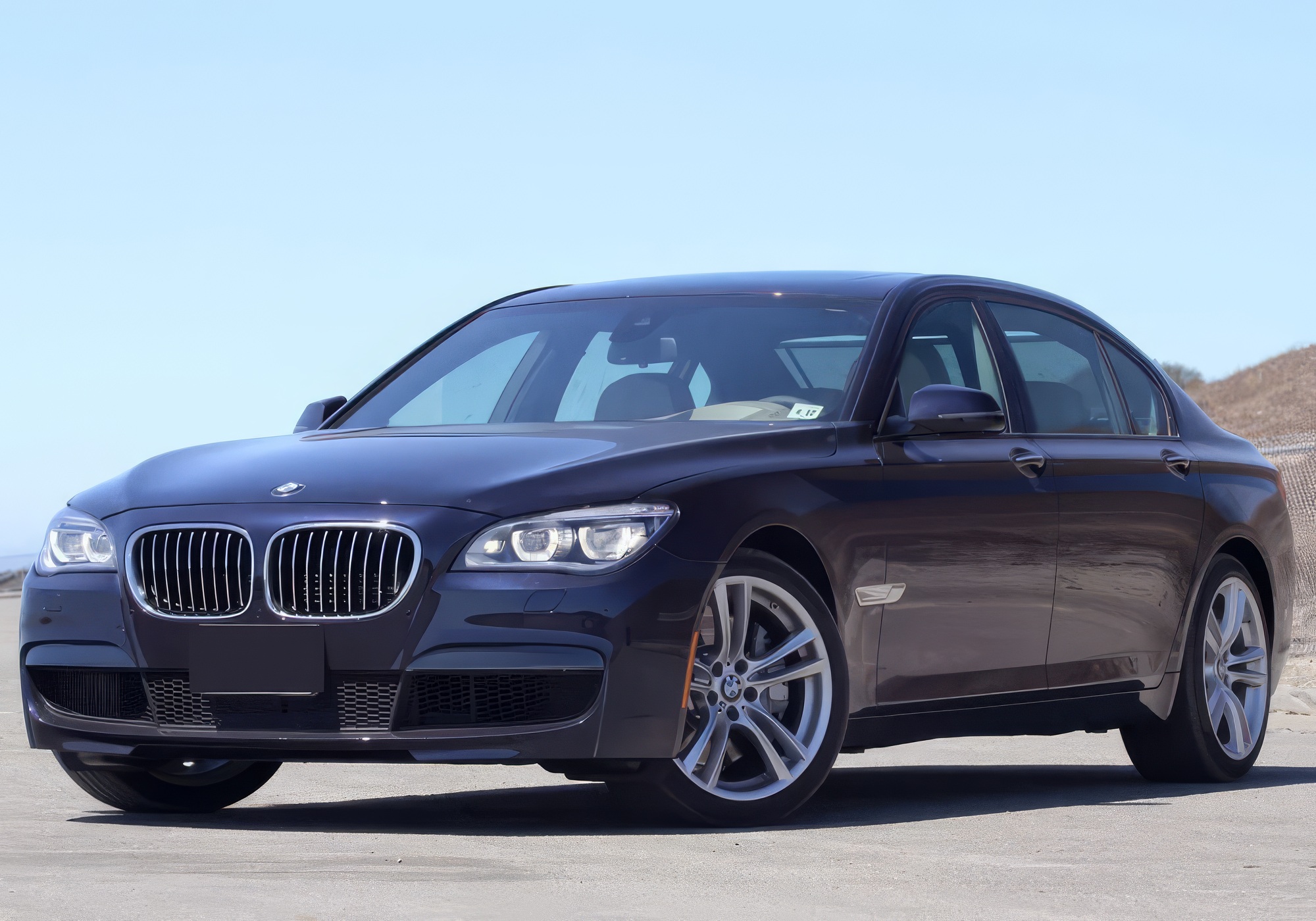 BMW 750LI - Imperial Blue Brilliant Effect Metallic on Ivory White