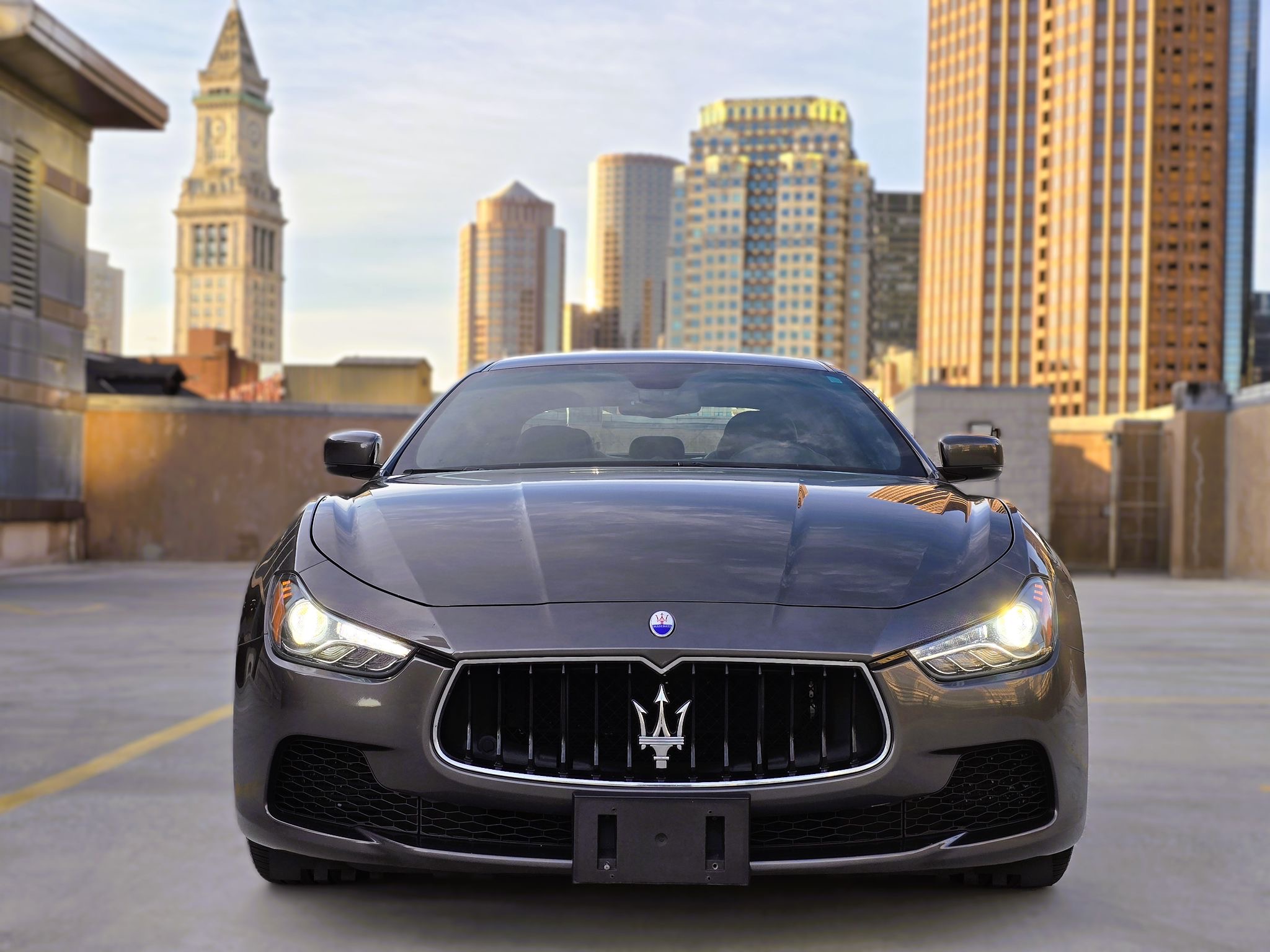 Maserati Ghibli S Q4 - Grigio Maratea Metallic on Nero (Deep Charcoal on Black)