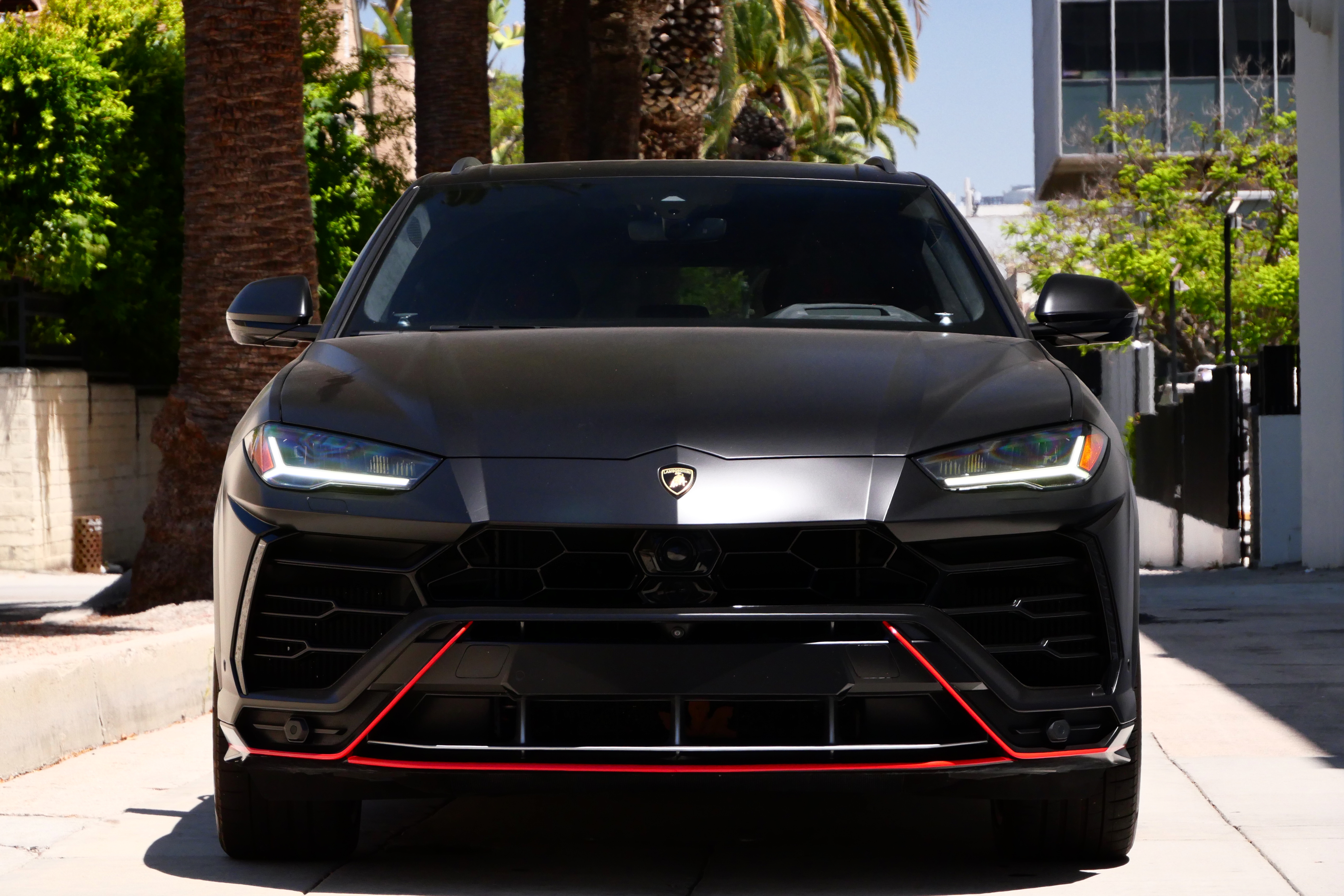Lamborghini Urus – Matte Black on Black