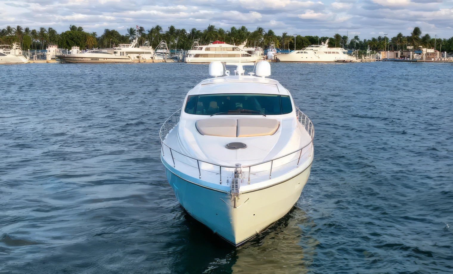 62' Pershing "Sky" - $3,000