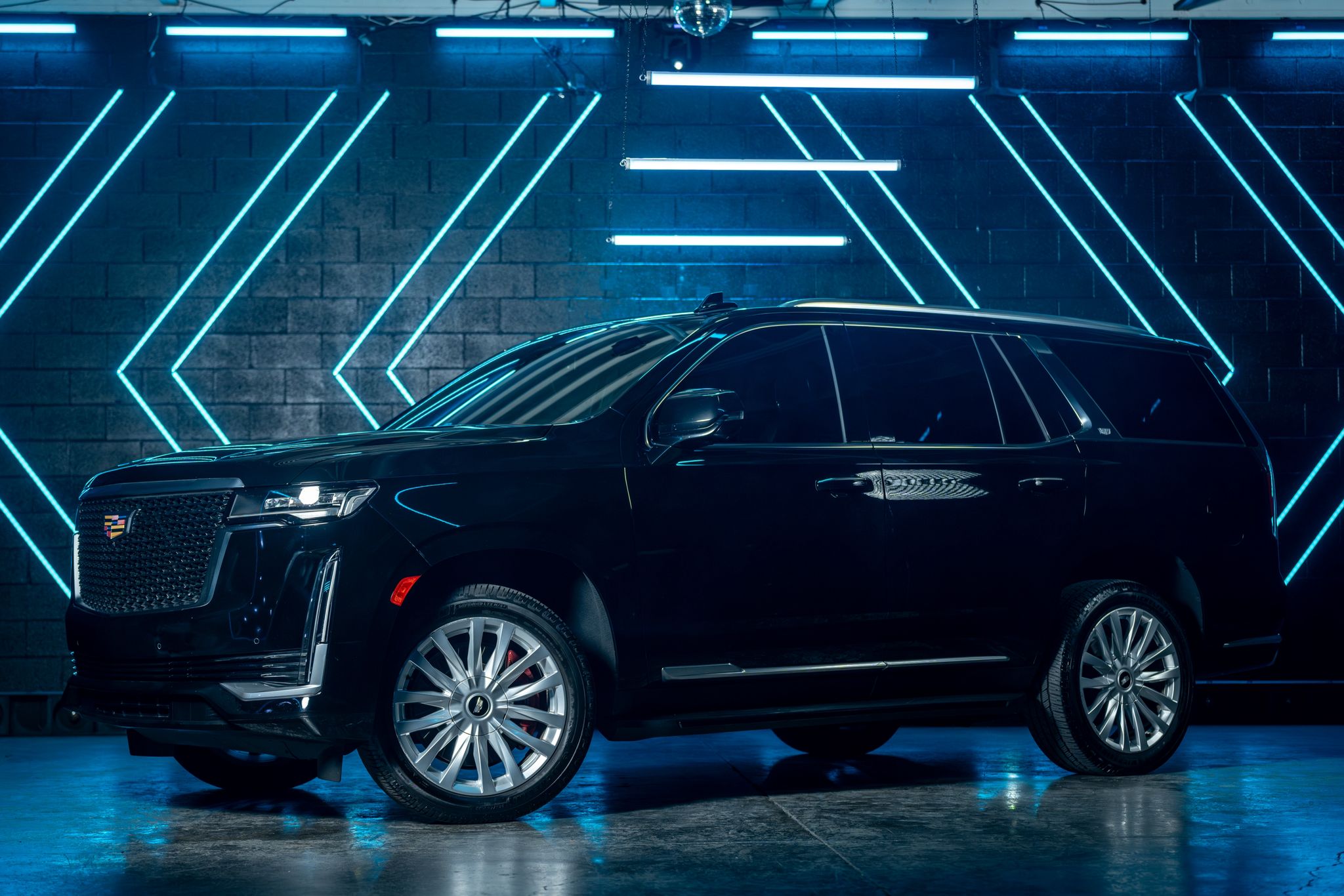 Cadillac Escalade - Black on Black w/ Wood Trim