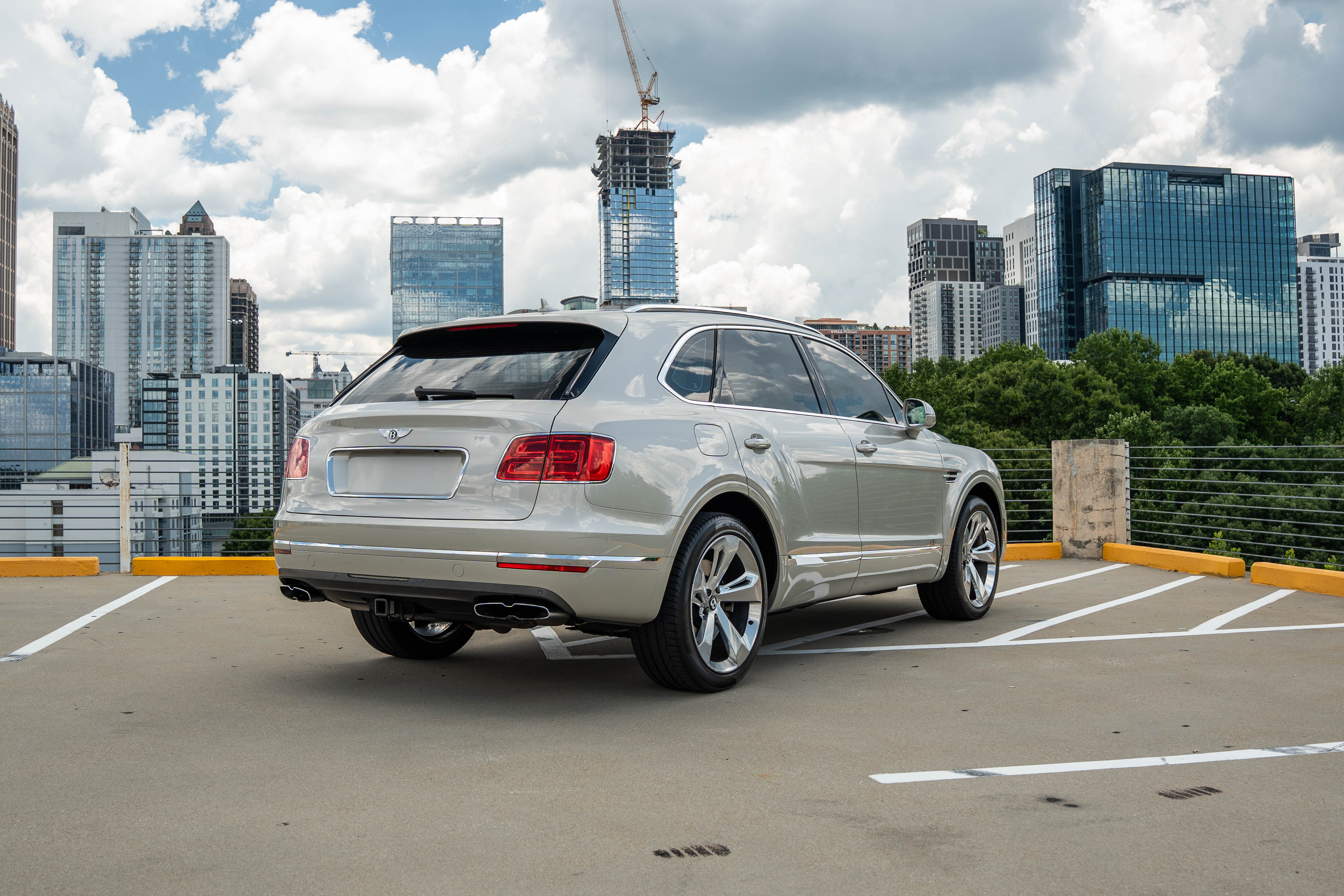 Bentley Bentayga - Glacier White on Brunel