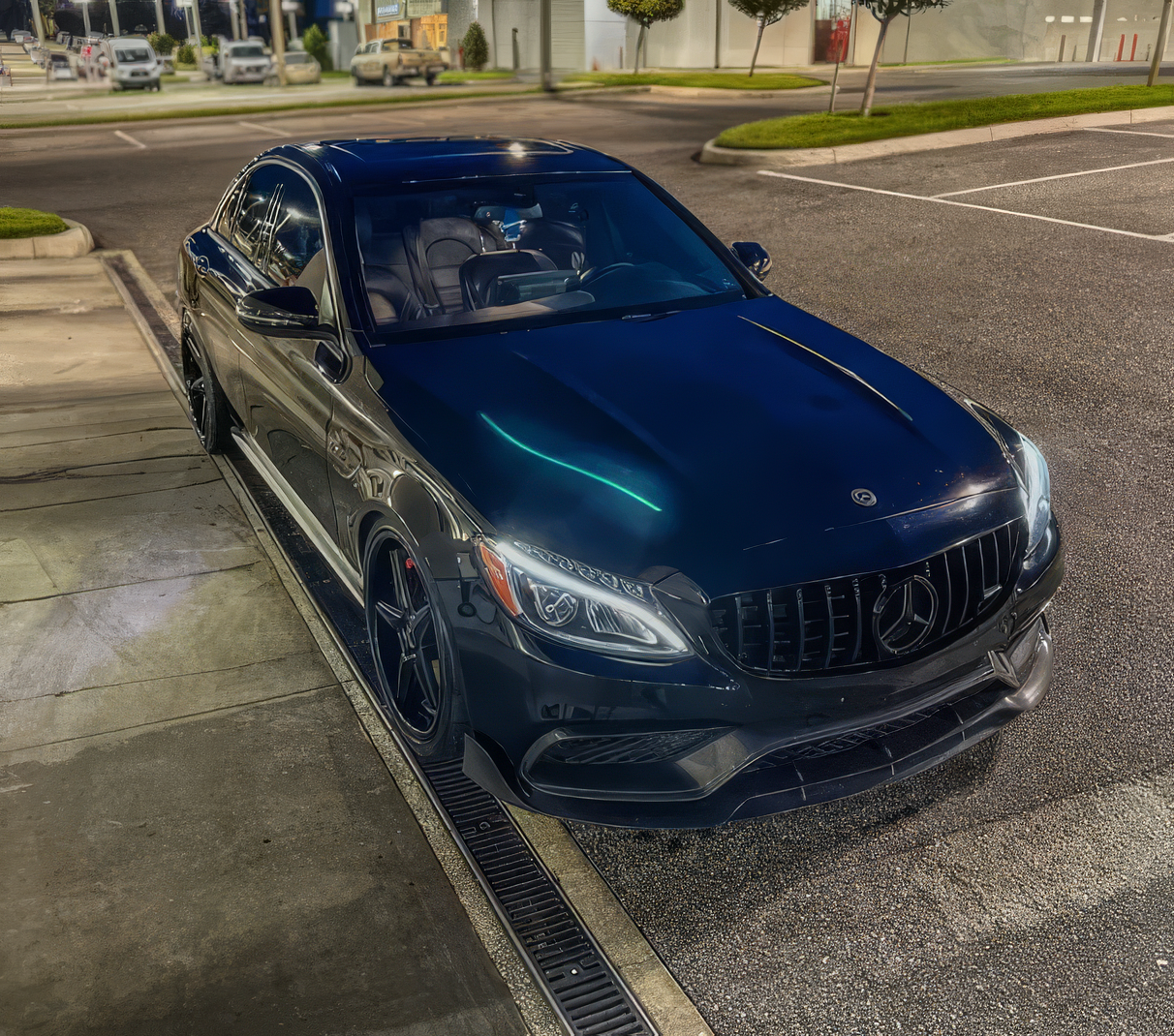 Mercedes-Benz C63 S AMG  - Diamond Black Metallic on Black