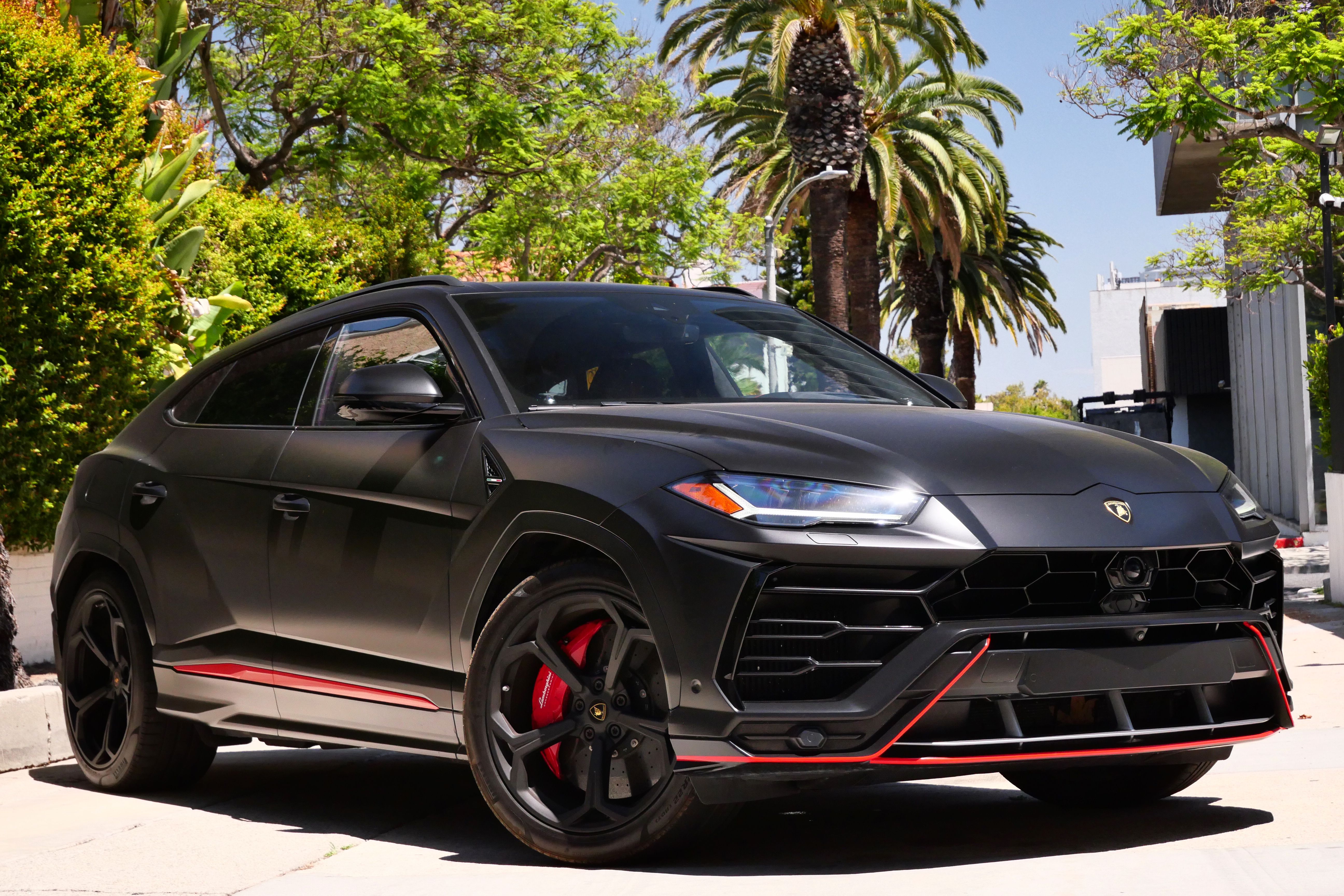 Lamborghini Urus – Matte Black on Black