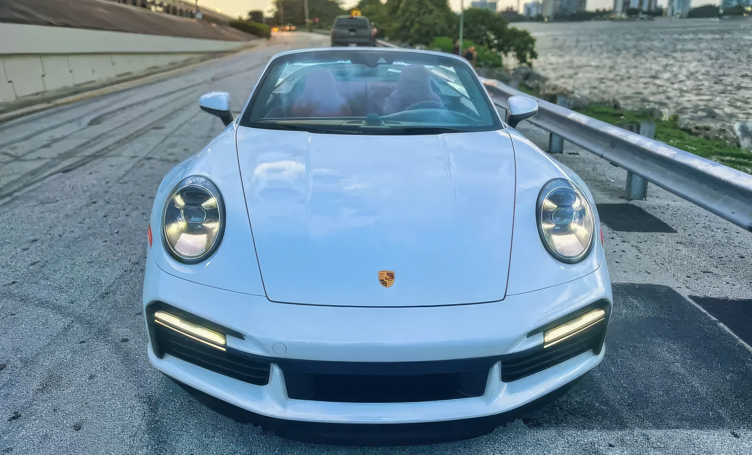 Porsche 911 Turbo S – Carrara White Metallic on Bordeaux Red