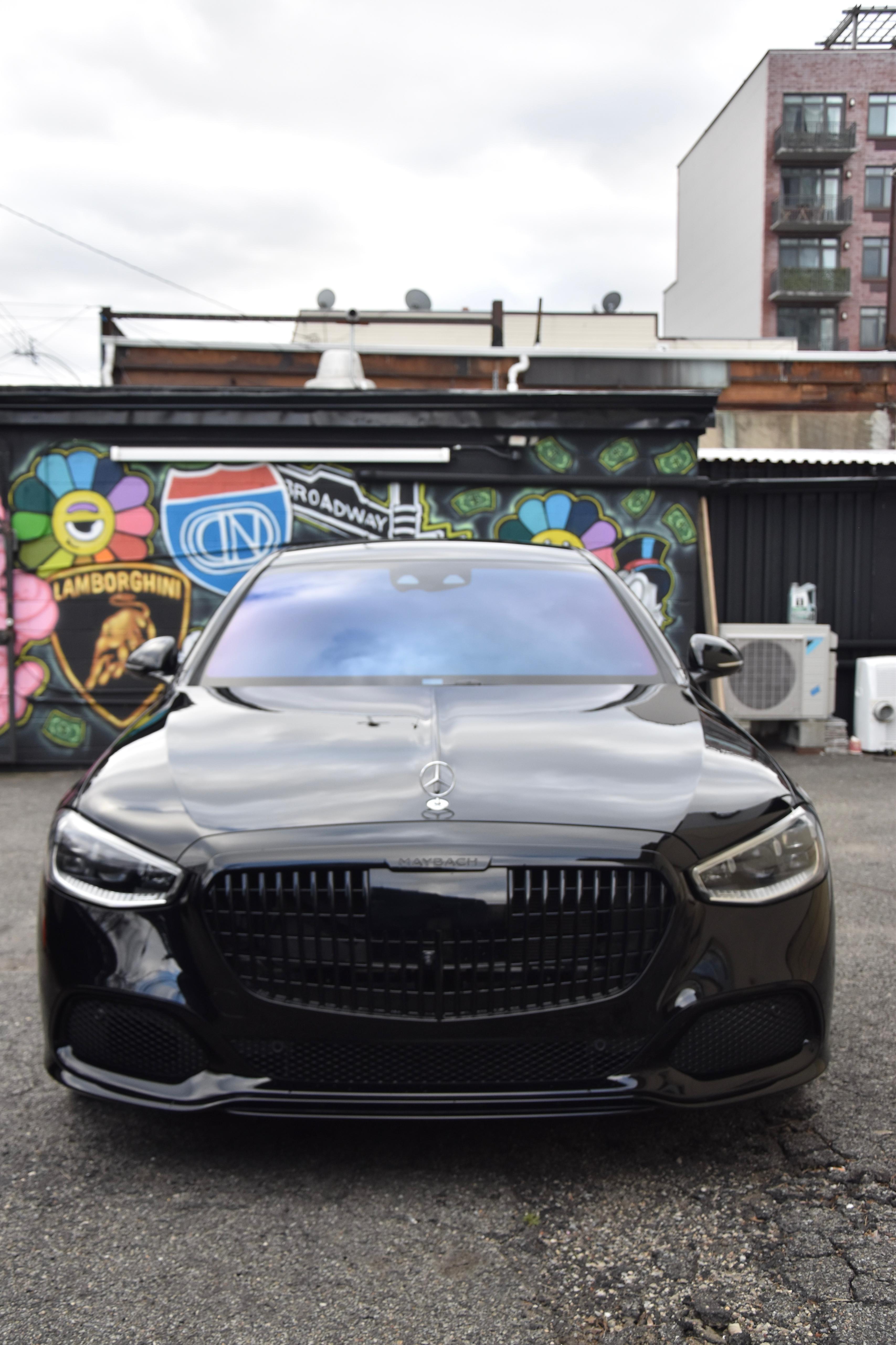 Maybach S-Class - Black 