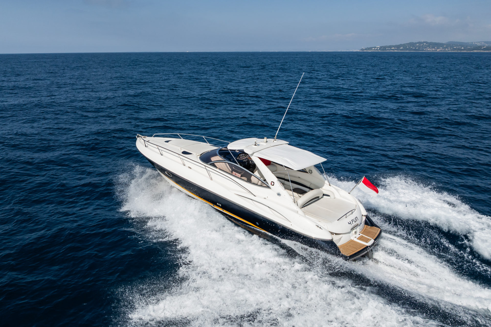 Superhawk 34