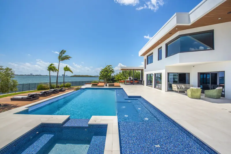 Villa Aria - $5,000