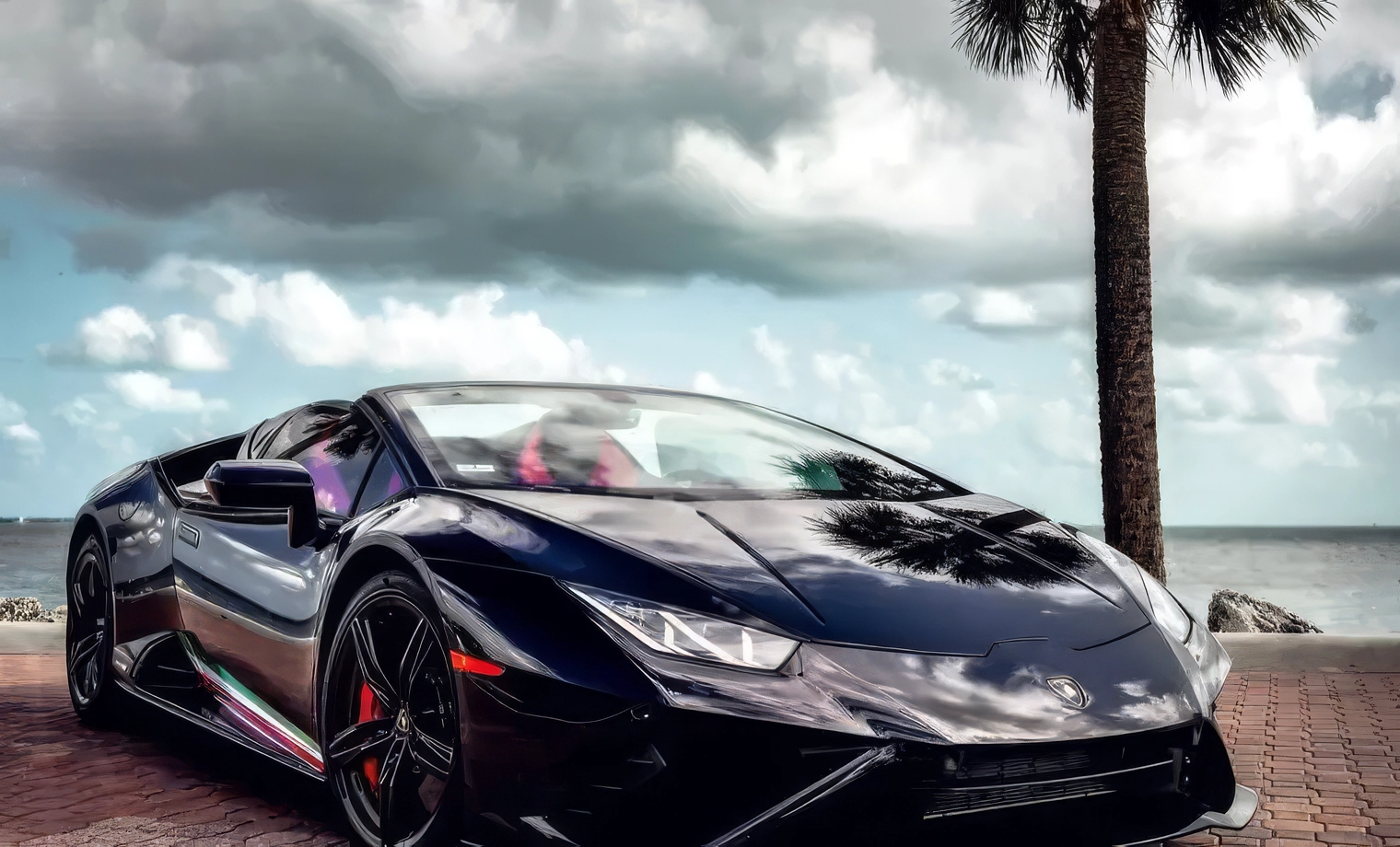 Lamborghini Huracan EVO Spyder – Nero Noctis on Rosso (Gloss Black on Red)