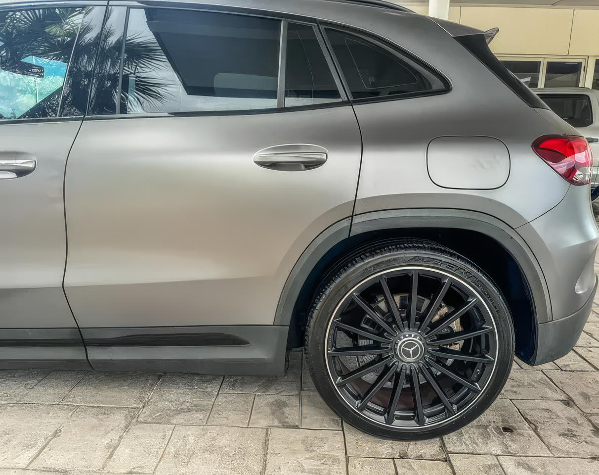 Mercedes Benz GLA-45 AMG - Mountain Grey Magno on Classic Red & Black