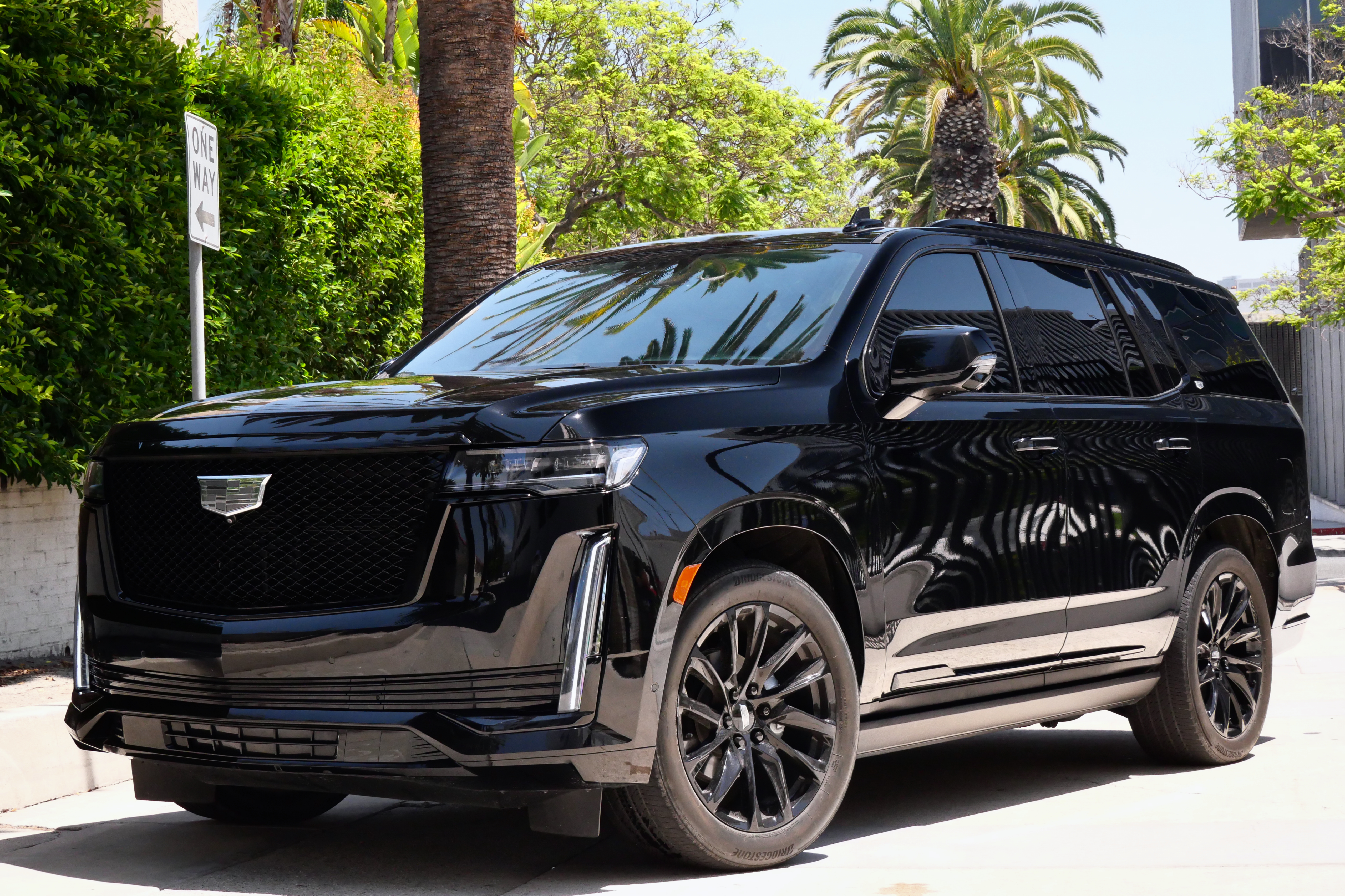 Cadillac Escalade - Black on Black