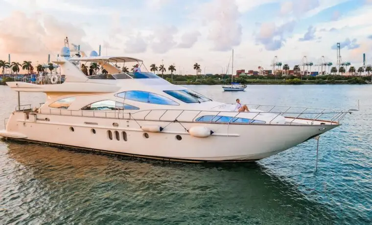 80' Azimut Delmar - $5,900