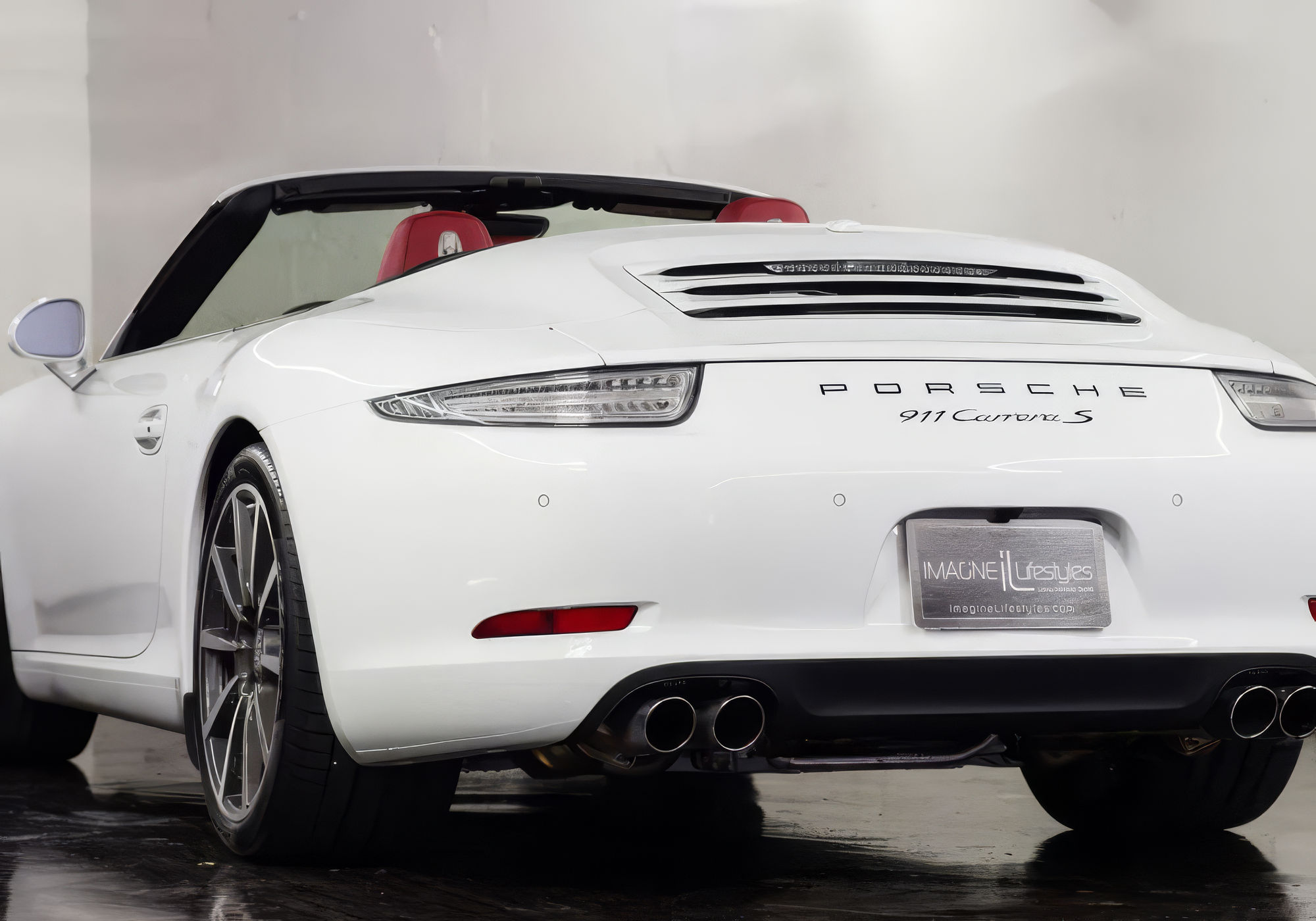 Porsche 911 S Convertible - Carrara White on Garnet Red & Black