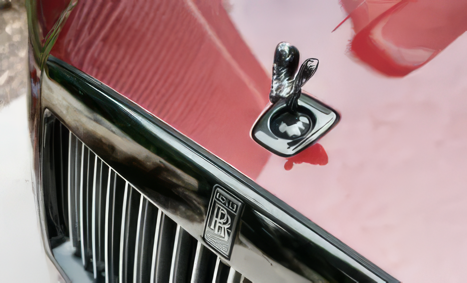 Rolls-Royce Ghost Series II – Madeira Red on Mugello Red & Black