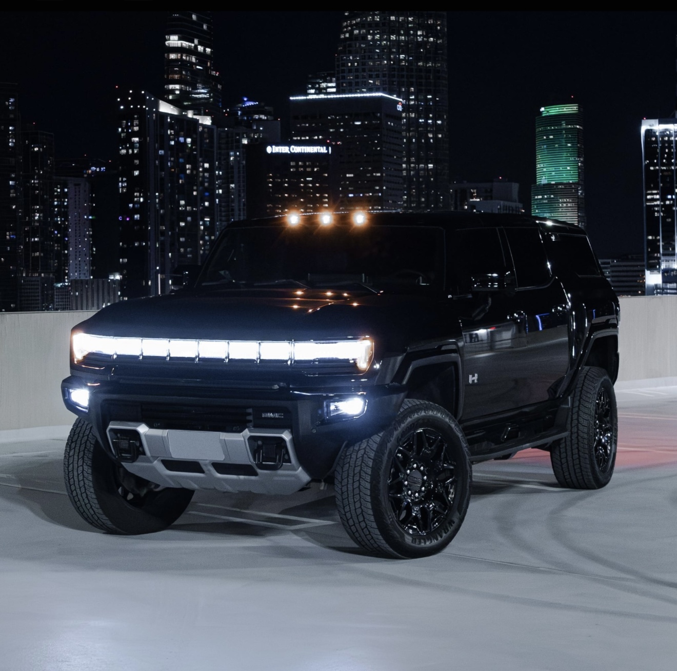 Black Hummer EV - Black on Black