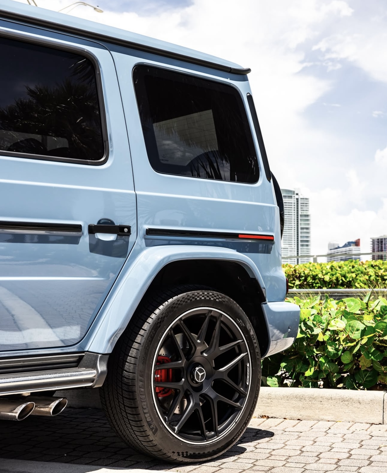 Mercedes-Benz G63 AMG - China Blue on White