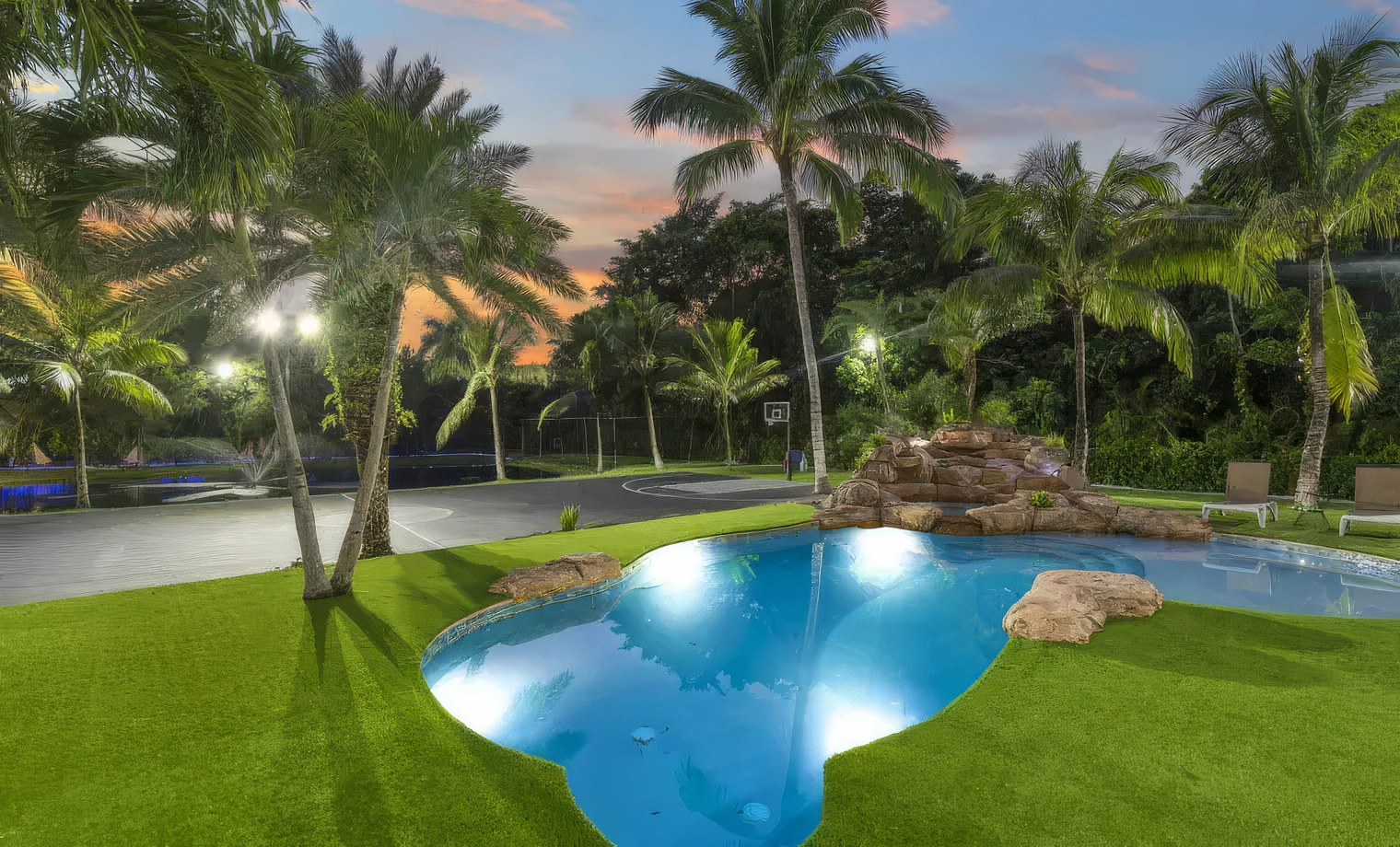 Villa Terra - $2,300