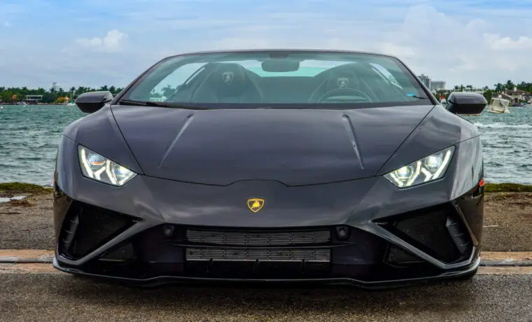 Lamborghini Huracan EVO Spyder – Black on Black