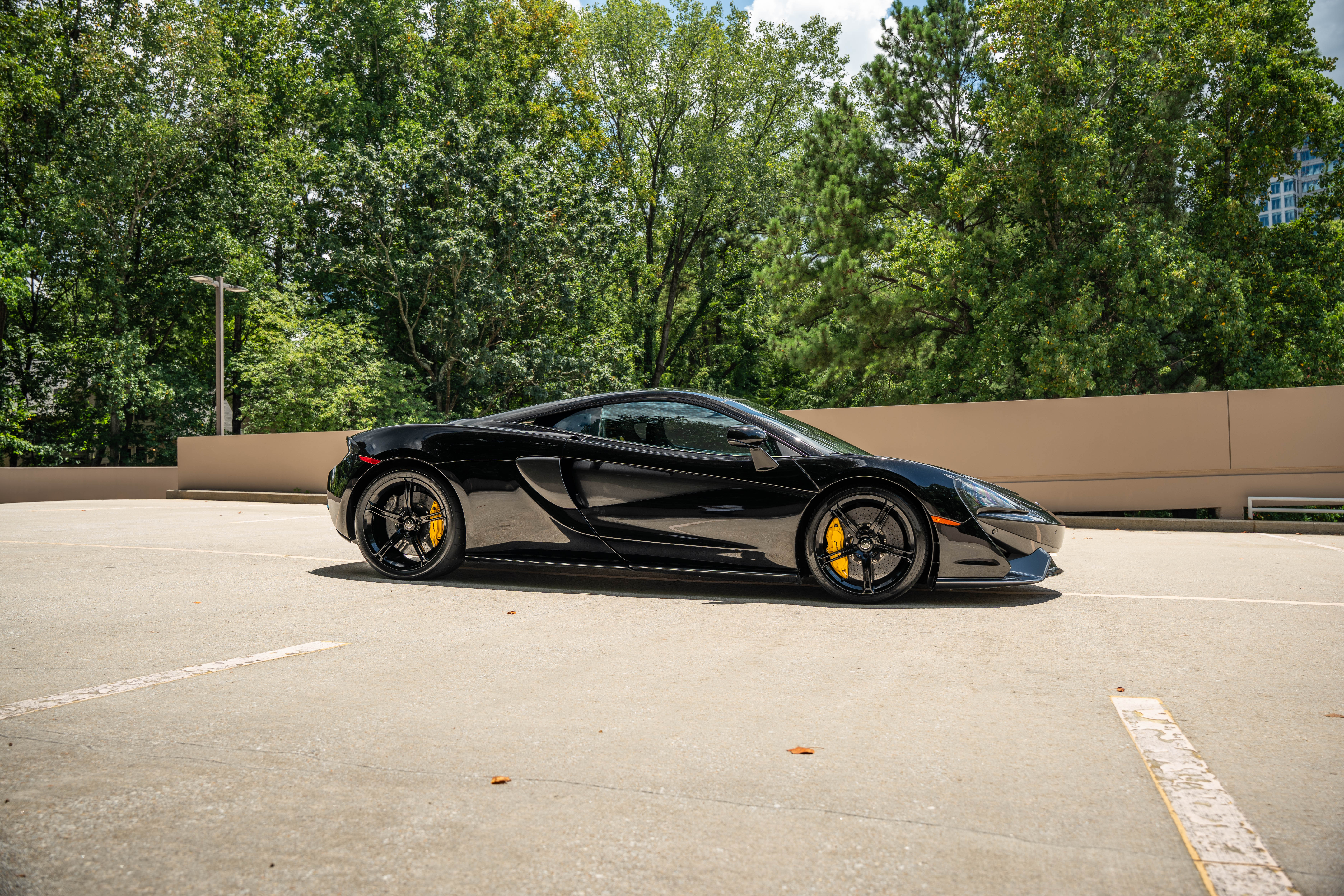 McLaren 570S  - Carbon Black on Jet Black 