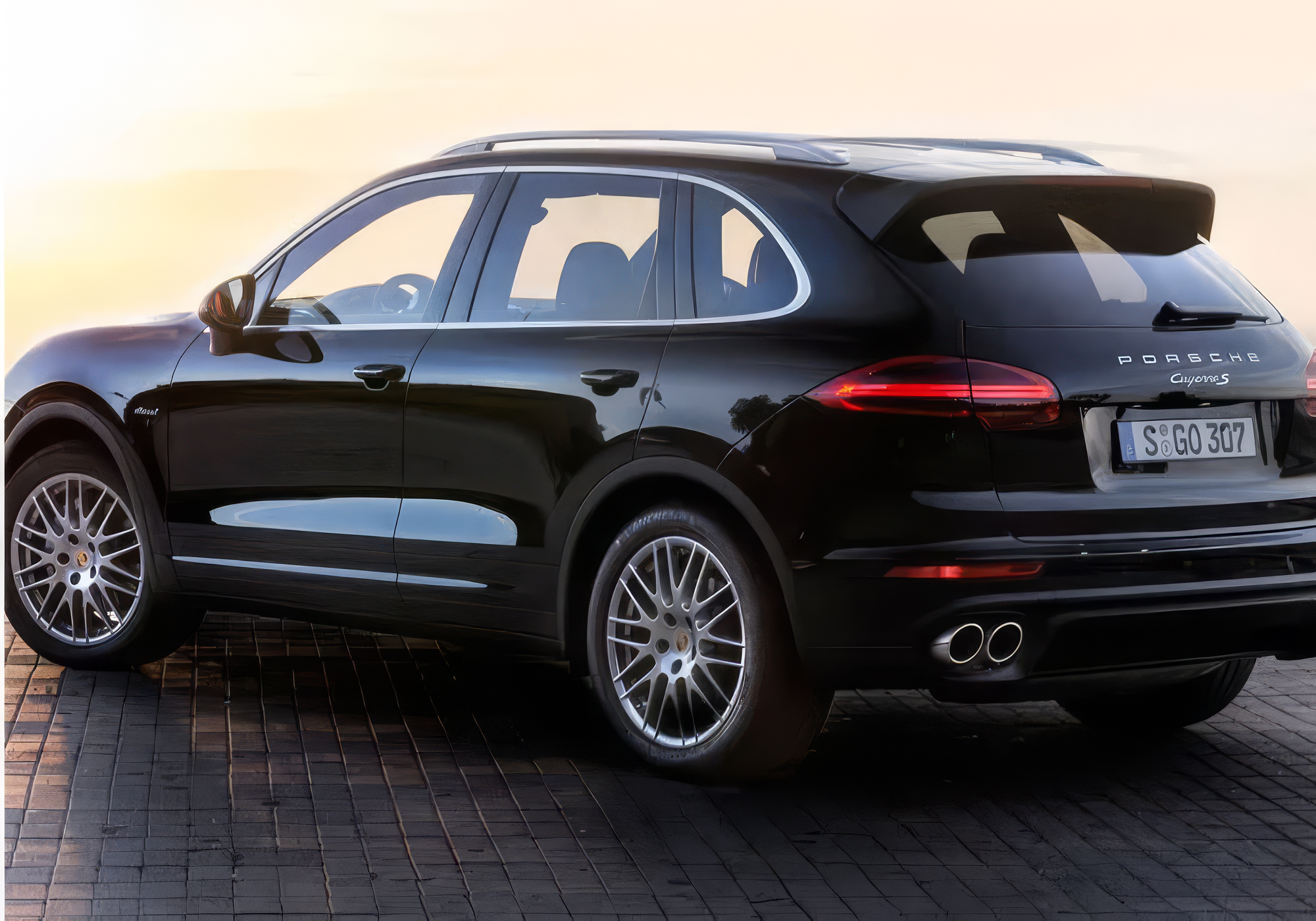 Porsche Cayenne S - Jet Black Metallic on Black