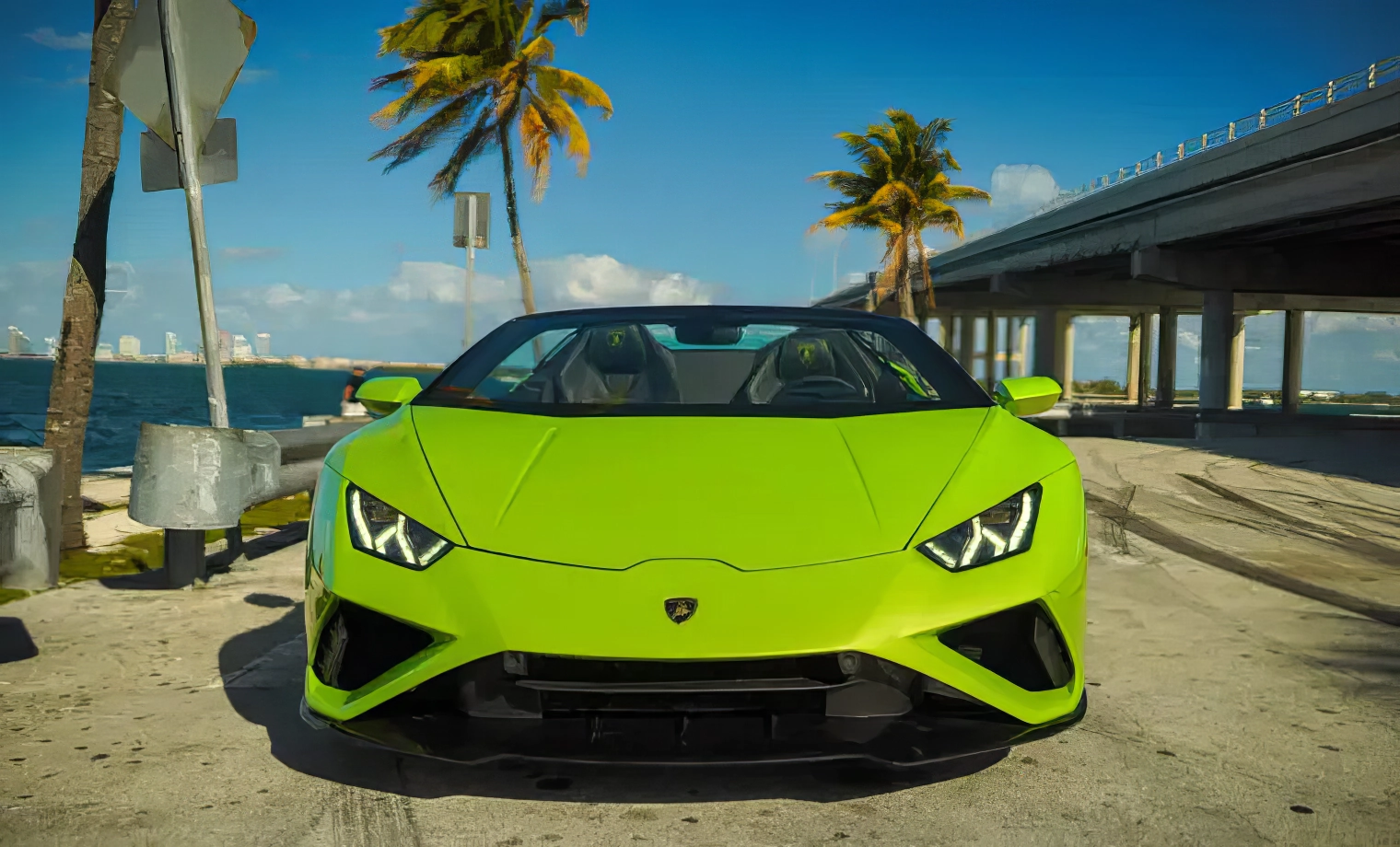 Lamborghini Huracan EVO Spyder – Verde Mantis on Nero (Lamborghini Neon Lime on Black)