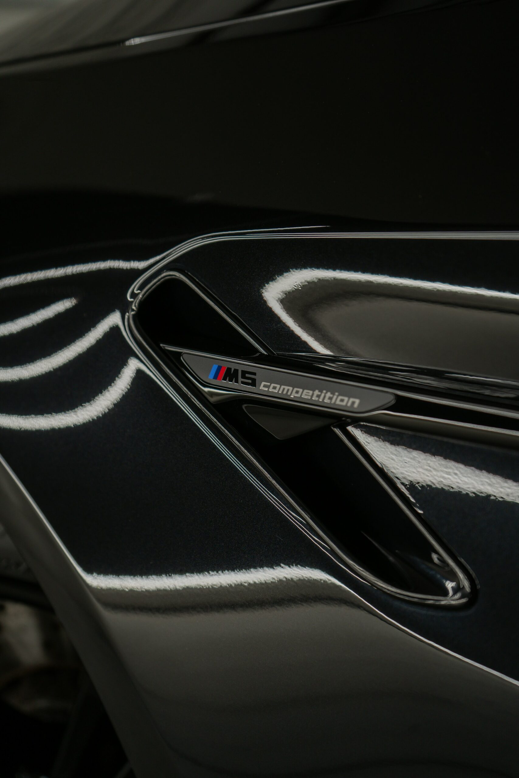BMW M5 Competition - Grey