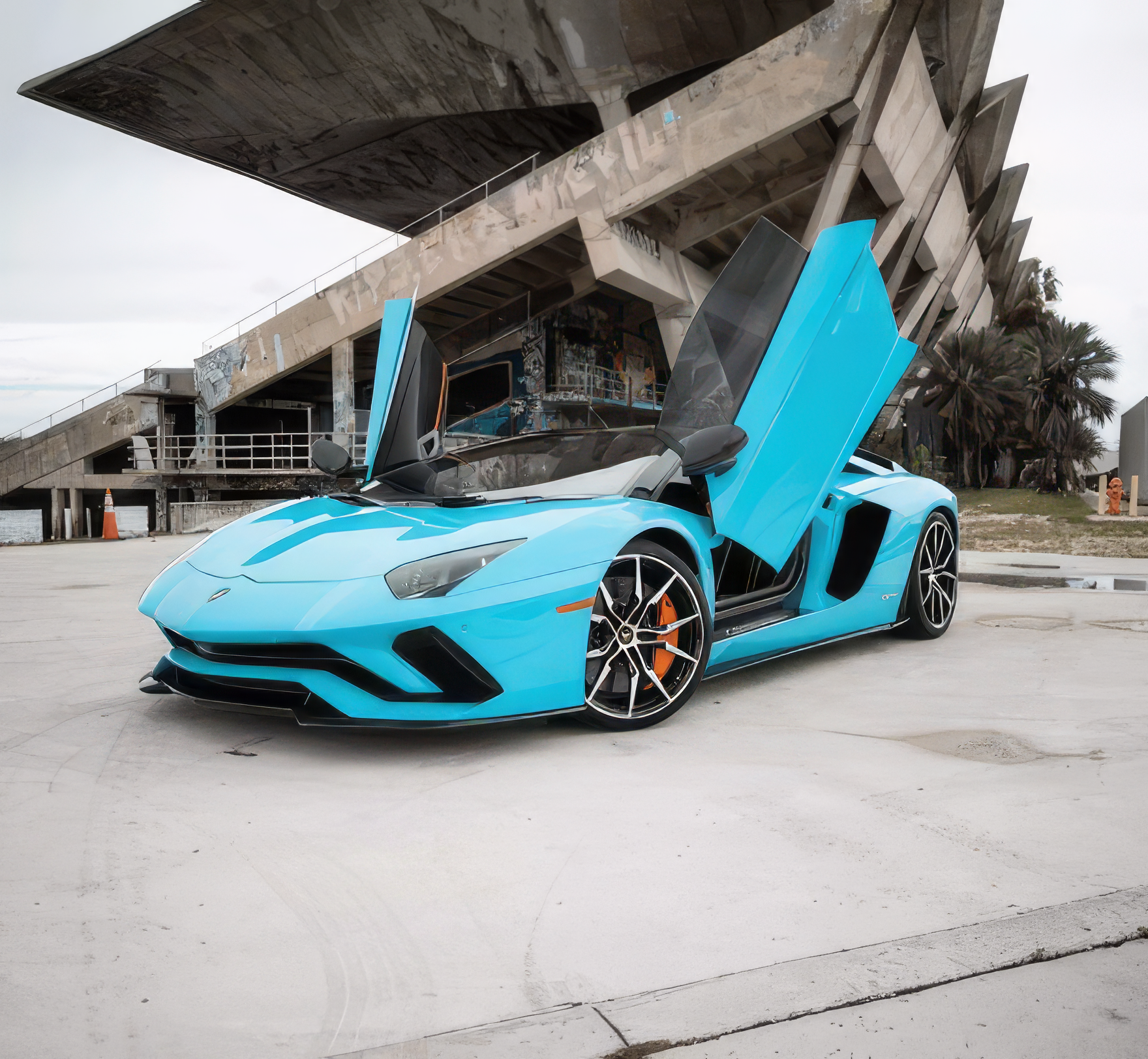 Lamborghini Aventador S Roadster - Blu Cepheus on Nero (Sky Blue on Black)